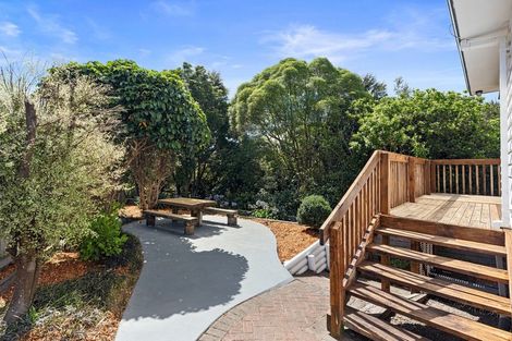 Photo of property in 25 Lucerne Place, Welcome Bay, Tauranga, 3112