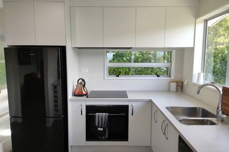 Photo of property in 4b Cedar Street, Maungaraki, Lower Hutt, 5010