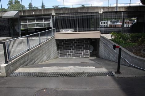 Photo of property in Dakota Buildings, 3b/5 Cheshire Street, Parnell, Auckland, 1052