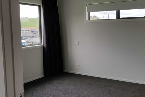 Photo of property in 1 Antrim Glade, Welcome Bay, Tauranga, 3175