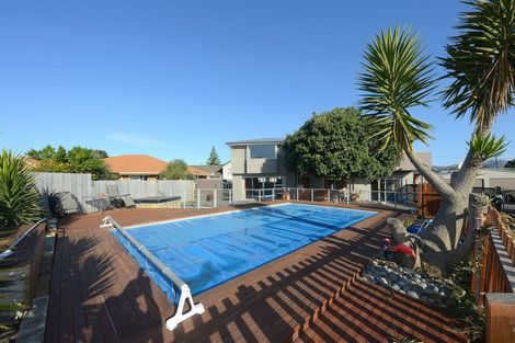 Photo of property in 309a Estuary Road, South New Brighton, Christchurch, 8062