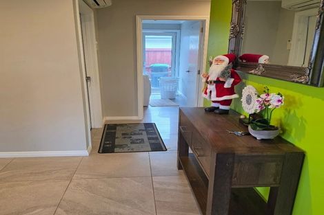 Photo of property in 73 Kippenberger Avenue, Rangiora, 7400