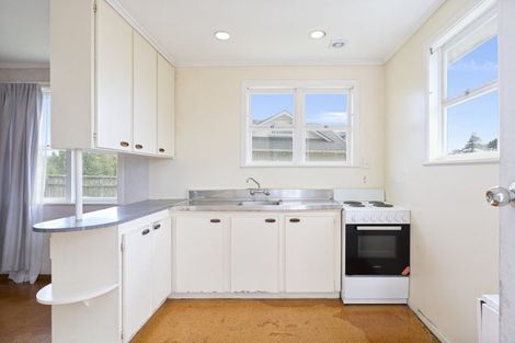 Photo of property in 41 St Leonards Road, Kelston, Auckland, 0602