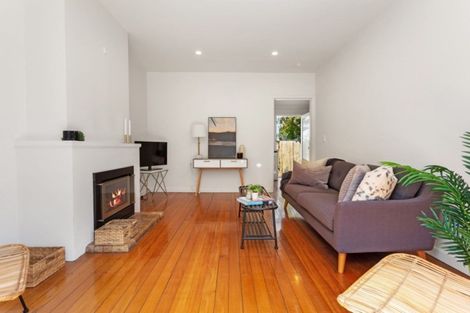 Photo of property in 3/4 Garden Road, Merivale, Christchurch, 8014