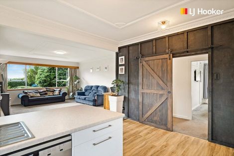 Photo of property in 18 District Road, Roseneath, Port Chalmers, 9023
