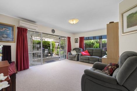 Photo of property in 286 Otumoetai Road, Otumoetai, Tauranga, 3110