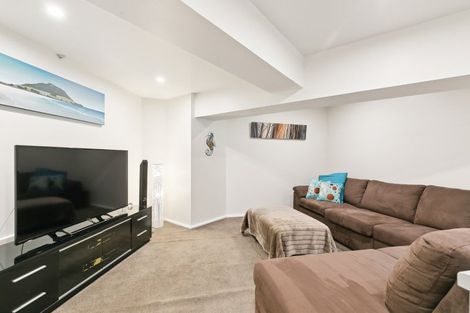 Photo of property in Stadium Garden Flats, 101/107 Thorndon Quay, Pipitea, Wellington, 6011