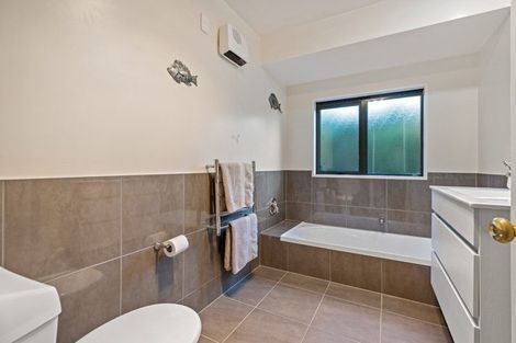 Photo of property in 23 Pentland Drive, Belfast, Christchurch, 8051