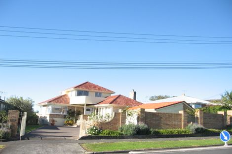 Photo of property in 107 Bleakhouse Road, Mellons Bay, Auckland, 2014