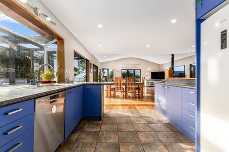 Photo of property in 13 Haunui Road, Pukerua Bay, 5026