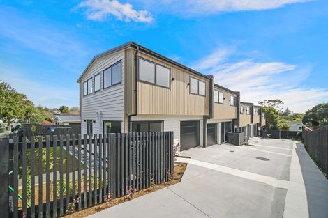 Photo of property in 16 Jade Avenue, Pakuranga Heights, Auckland, 2010