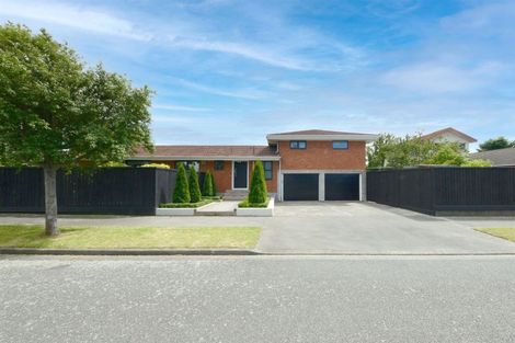 Photo of property in 198 Grimseys Road, Redwood, Christchurch, 8051
