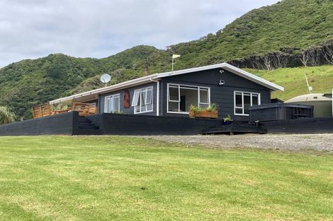 Photo of property in 490d East Cape Road, Te Araroa, Tikitiki, 4087