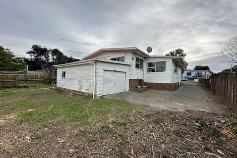 Photo of property in 20 Cockayne Crescent, Sunnynook, Auckland, 0620