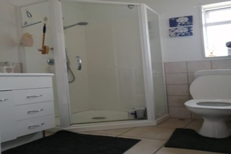 Photo of property in 1/31 Becroft Drive, Forrest Hill, Auckland, 0620