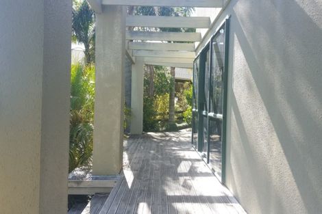 Photo of property in 27 Bushlands Park Drive, Albany, Auckland, 0632