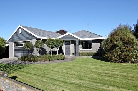 Photo of property in 17 Whiting Crescent, Greenmeadows, Napier, 4112
