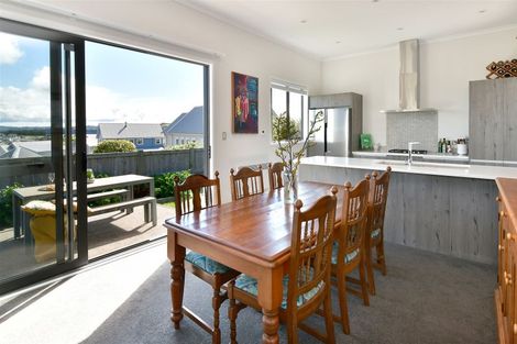 Photo of property in 23 Barcliff Terrace, Gulf Harbour, Whangaparaoa, 0930