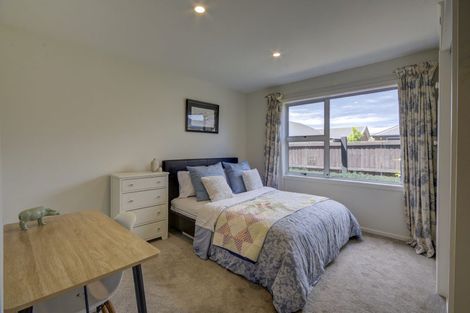 Photo of property in 6 Franklin Drive, Rangiora, 7400