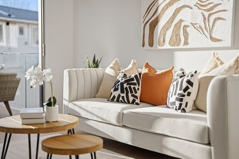 Photo of property in 72b Sycamore Drive, Sunnynook, Auckland, 0620