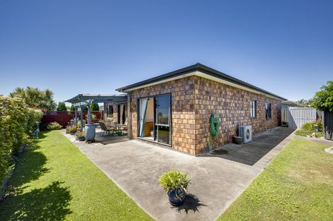 Photo of property in 18 Portland Place, Poraiti, Napier, 4112