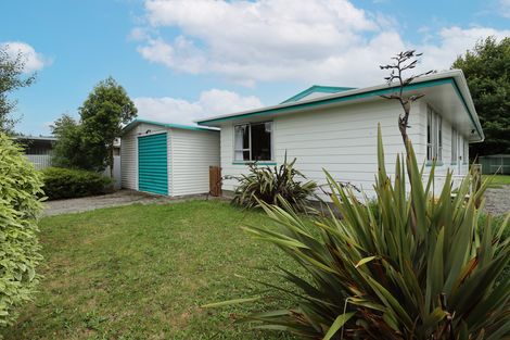 Photo of property in 22 Kupe Drive, Carterton, 5713