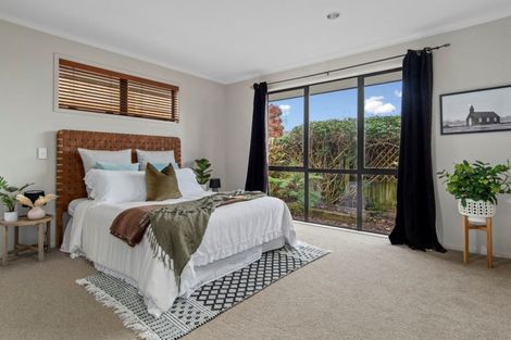 Photo of property in 8 Highlander Place, Welcome Bay, Tauranga, 3112