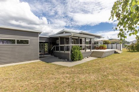 Photo of property in 18 Wai Matangi Place, Motuoapa, 3382