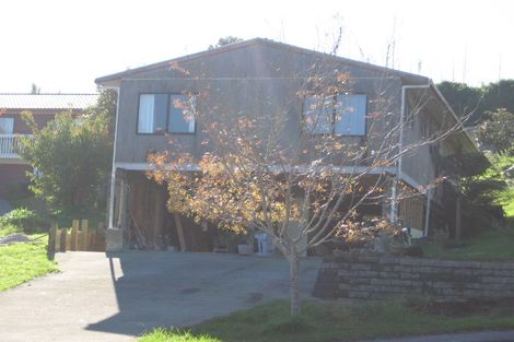 Photo of property in 22 William Hadlow Place, Hatfields Beach, Orewa, 0931