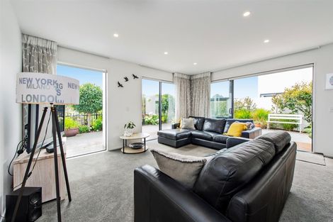 Photo of property in 100 Te Rito Street, Marshland, Christchurch, 8083