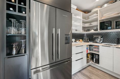 Photo of property in 21 Coprosma Crescent, Waipahihi, Taupo, 3330