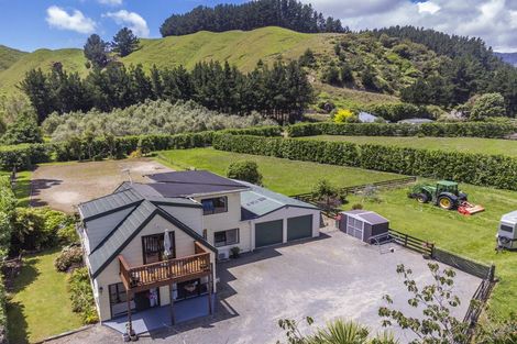 Photo of property in 234 Waitohu Valley Road, Otaki, 5583