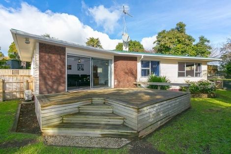 Photo of property in 5a Marina Grove, Frankleigh Park, New Plymouth, 4310