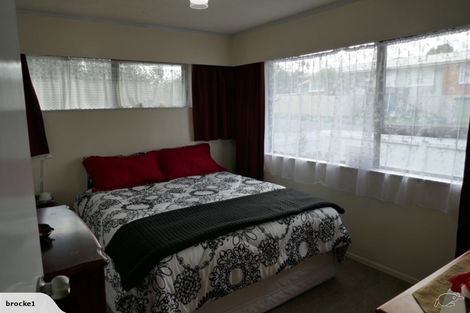 Photo of property in 1/2 Taonui Street, Rosehill, Papakura, 2113