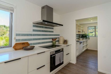 Photo of property in 11 Mandeno Drive, Kerikeri, 0230