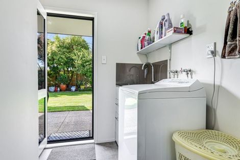 Photo of property in 21 Burn-murdoch Street, St Andrews, Hamilton, 3200