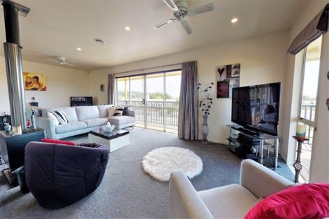 Photo of property in 9 Takitimu Street, Waitarere Beach, Levin, 5510