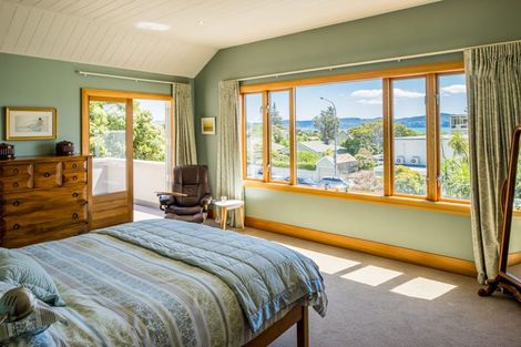 Photo of property in 107-109 Muritai Road, Eastbourne, Lower Hutt, 5013