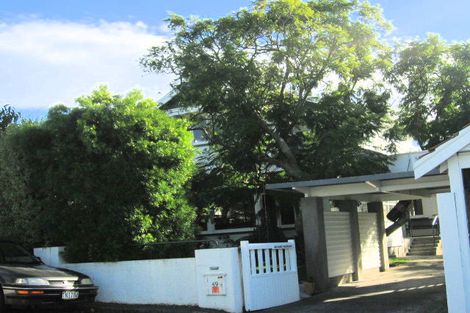 Photo of property in 49 Napier Terrace, Hospital Hill, Napier, 4110