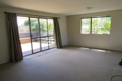 Photo of property in 8b Ropiha Street, Fitzroy, New Plymouth, 4312