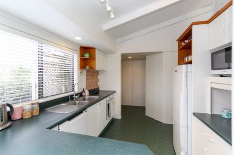 Photo of property in 9 Rahiri Street, Waitara, 4320