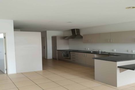 Photo of property in 133h Parkhurst Road, Parakai, 0830