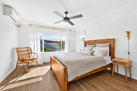 Photo of property in 3 Zefiro Drive, Massey, Auckland, 0614