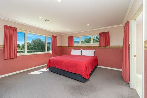 Photo of property in 85 Emerald Hill Drive, Birchville, Upper Hutt, 5018