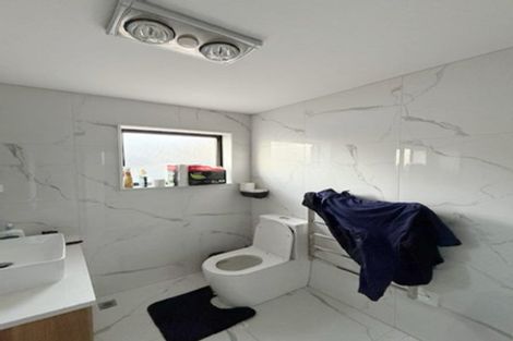 Photo of property in 17b Oriana Avenue, Lynfield, Auckland, 1042