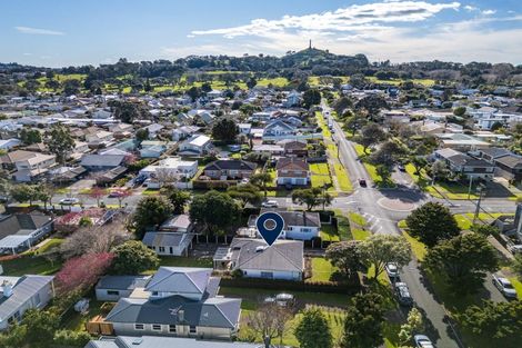 Photo of property in 54 Moana Avenue, Onehunga, Auckland, 1061