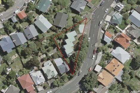 Photo of property in 2/70 Hataitai Road, Hataitai, Wellington, 6021