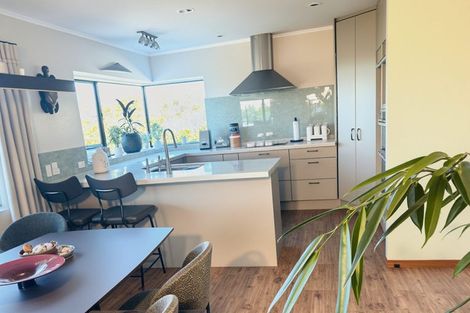 Photo of property in 42 Park Rise, Campbells Bay, Auckland, 0630