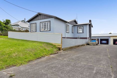 Photo of property in 6 Devon Street, Patea, 4520