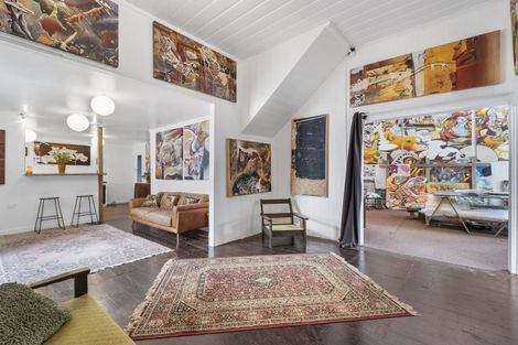 Photo of property in 96 Bridge Street, Eltham, 4322